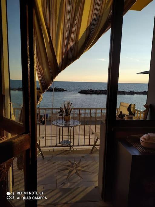 Casa Vacanze Marina Di Pisa Catola Buitenkant foto